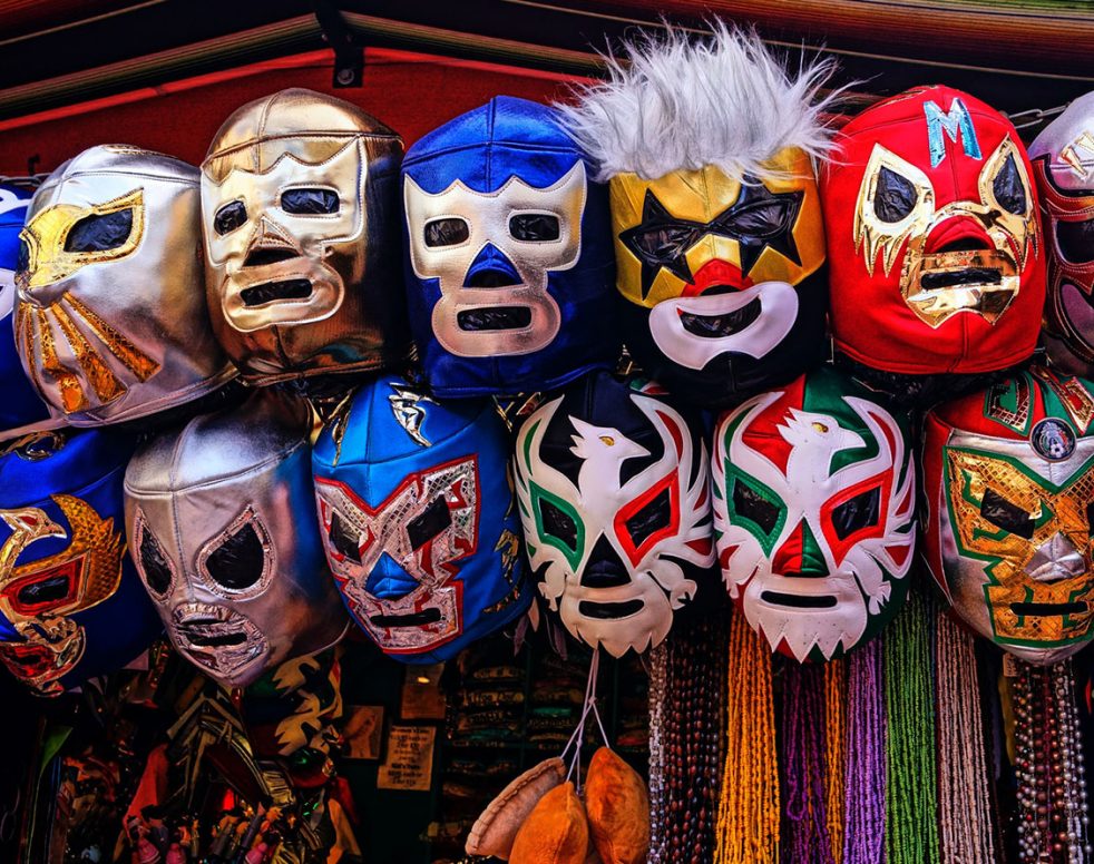 La experiencia completa de Lucha Libre - Hostels Mundo Joven